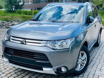 Mitsubishi Outlander 2.2Di-D 110KW 4x4 AUT SENZORY SERVISKA - 1