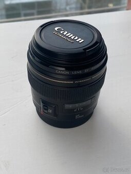 Canon EF 85 mm f/1,8 - 1
