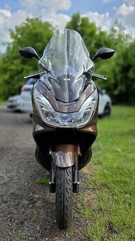 Honda PCX po prvním majiteli v perfektním stavu