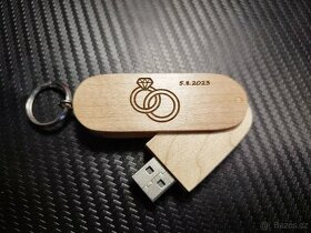 Svatební flash disk 32GB - Vlastní jméno a datum - 1