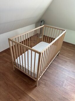 Dětská postýlka ikea + matrace