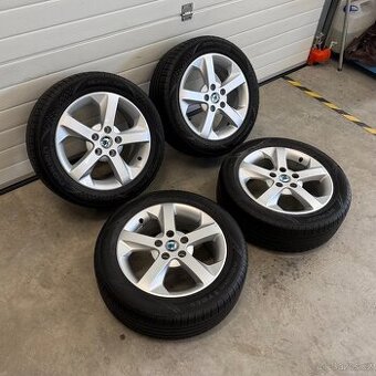Alu kola Škoda R16, 205/55 R16 5mm Nokian, 5x112