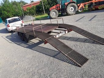 Prodám přívěsný vozík na přepravu aut
