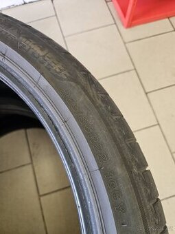 Letní pneu 285/35R22 BRIDGESTONE