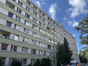 Prodej bytu 3+kk 70 m², OV, ulice Molákova, Praha 8 - Karlín
