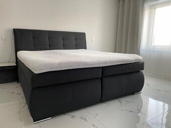 Manželská postel Ferreti