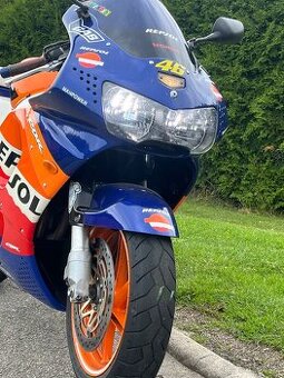 Honda CBR 900 RR