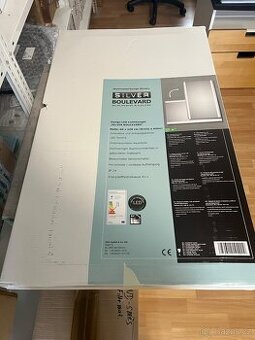 LED zrcadlo do koupelny s osvětlením DSK Silver Boulevard 60