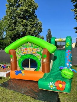 Skákací hrad- Veselá džungle