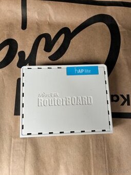 MikroTik hAP lite (RB941-2nD) – WiFi Router / Access Point