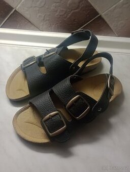Dámské sandály – nové, nenošené – vel. 39 – Zubří