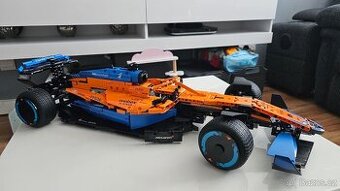 Stavebnice McLaren Formule 1– plně kompatibilní s LEGO 42141