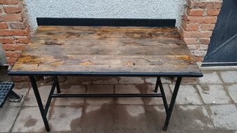 Dílenský pracovní stůl, ponk