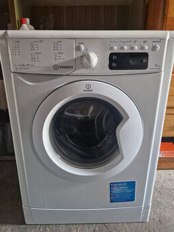 ÚZKÁ PRAČKA INDESIT - 1