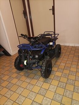 Dětská elektrická čtyřkolka