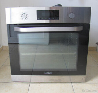 VESTAVNÁ TROUBA SAMSUNG - 70L -MULTIFUNKČNÍ -GRIL