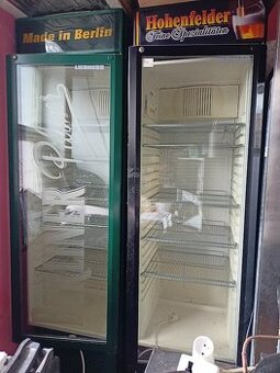 Prosklená lednice LIEBHERR