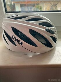 Prodej helmy Uvex na horské/silniční kolo