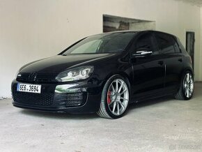 Volkswagen Golf 6 GTI - 1