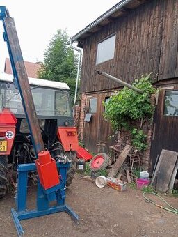 Zatloukač kůlů
