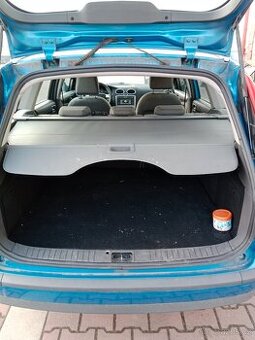 Roleta do kufru na ford focus II