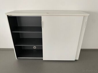Ikea komoda - posuvné dveře