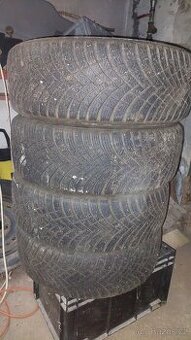215/55 r17 Hankook zimni