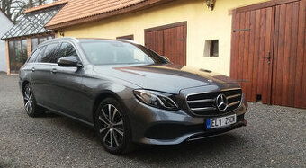 E 300 de, hybrid elektro/Diesel, Panorama - střecha