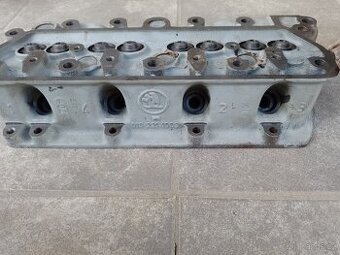 HLAVA MOTORA SKODA 100/110/1000