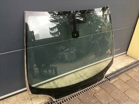 Čelní okno Peugeot 407 se senzorem