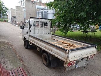 Kia k 2500