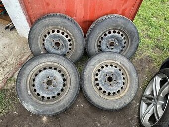 Obutá sada plechových kol 195/65 r15 5x112