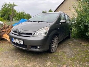Toyota Corolla verso 2.2