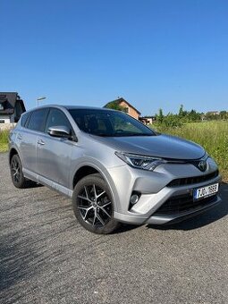 Toyota RAV4 2.0 D-4D Selection | 2018 | Kůže | Odpočet DPH