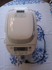 Panasonic SD-2501 - Automatická domácí pekárna