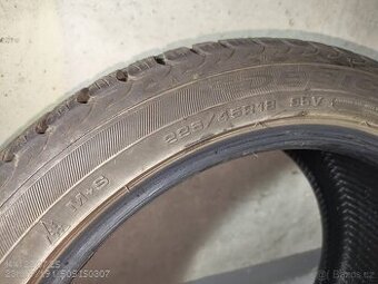4x zimní gumy DEBICA 225/45 R18 95V