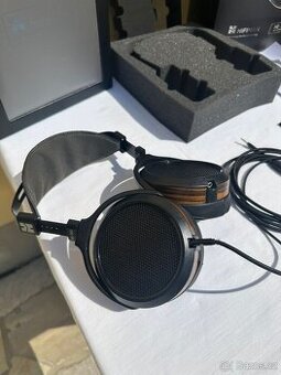 Sluchátka HIFIMAN HE - 560