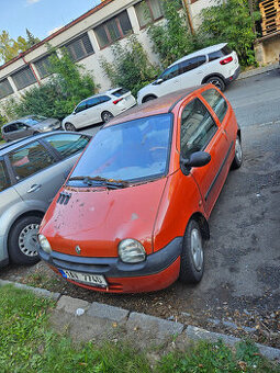 Renault Twingo 1.2 (2000) – na náhradní díly nebo k opravě