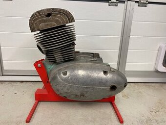 Prodam motor Jawa S553, libenak, sved