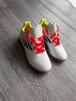 adidas F50 CLUB dětské sálovky 31 vel.