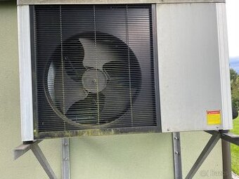 Prodám - Starší tepelné čerpadlo Monoblok12KW