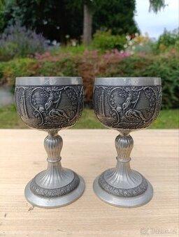 Staré cínové poháry