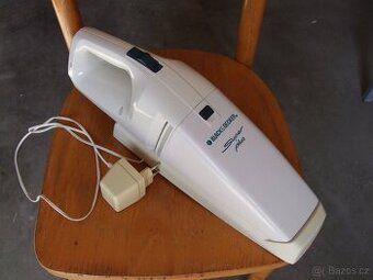 AKU RUČNÍ VYSAVAČ BLACK&DECKER