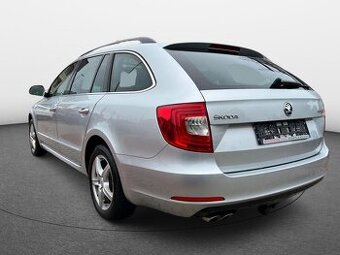 skoda superb 2,kombi,fac.2.0tdi,125kw,kod barvy 9156