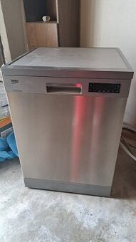 volně stojící myčka Beko