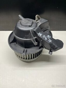 //Ventilátor topení VOLVO XC90//