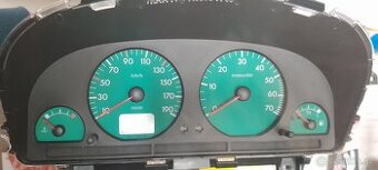 Partner berlingo budiky tachometr pristrojovka