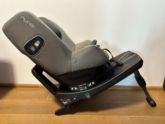 Autosedacka NUNA PRYM na ISOFIX zakladne + prislusenstvi