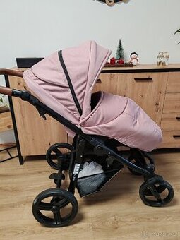 Sportovní kočárek Bebetto Nico+příslušenství