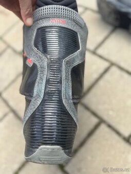 ot na snowboard Nitro